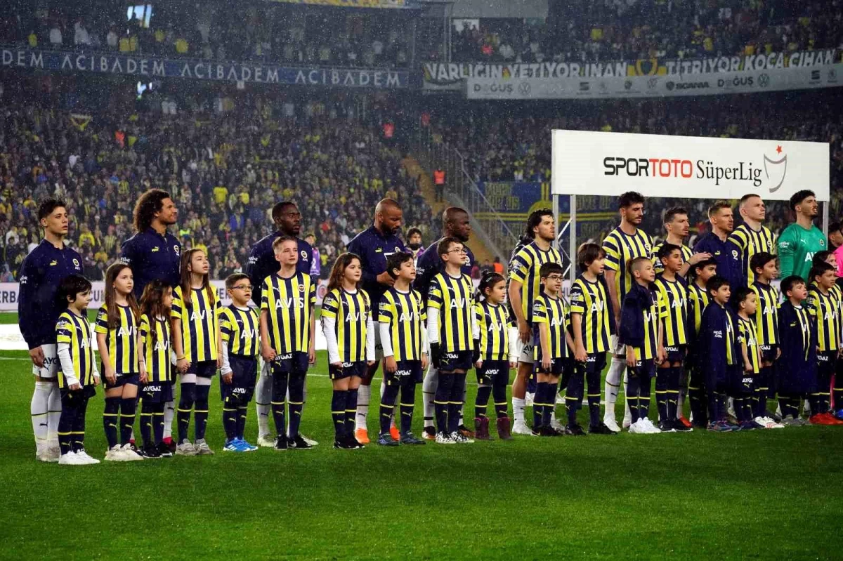 Fenerbahçe\'de 5 değişiklik