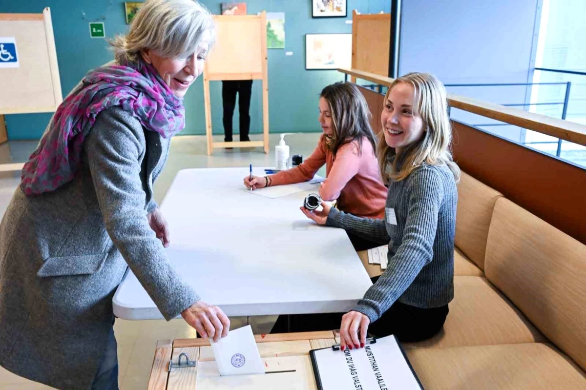 Finlandiya\'da genel seçim için oy verme işlemi başladı