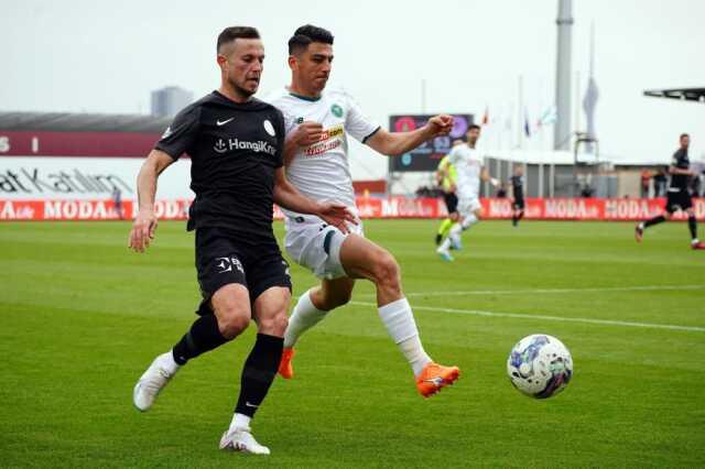 İstanbul'da son dakikalar nefes kesti! Konya, 90+7'de puanı kurtardı