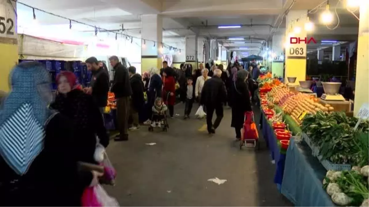 Nisan ayında tezgahlar karpuzla doldu, fiyatını öğrenen vatandaşın keyfi fena kaçtı