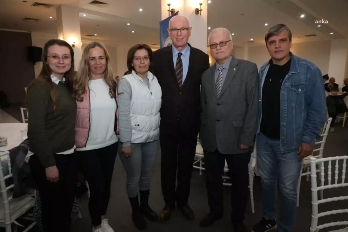 Odunpazarı Belediye Başkanı Kurt, İftarda Site Yöneticileriyle Bir Araya Geldi