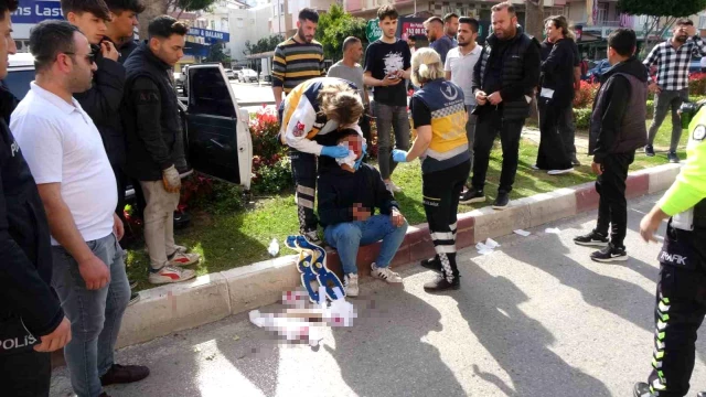 Oğlunun kaza sonrası yaralandığını duyan baba olay yerinde kalp krizi geçirdi