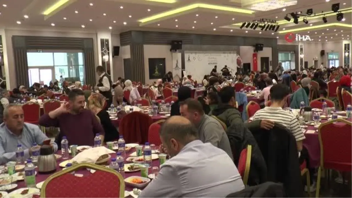 İSTANBUL-SANCAKTEPE BELEDİYESİ DEPREMZEDELER İÇİN İFTAR PROGRAMI DÜZENLEDİ