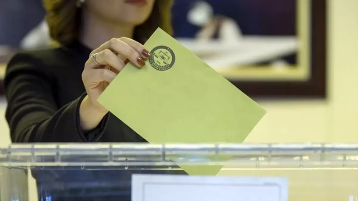 Seçmen listeleri bugün askıdan iniyor! Bu iki yöntemle kaydınızı kontrol edin