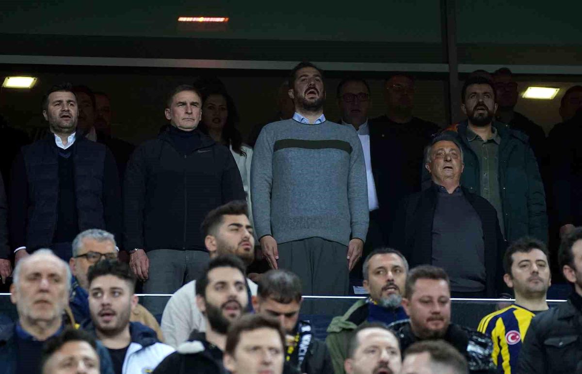 Stefan Kuntz, derbiyi takip etti