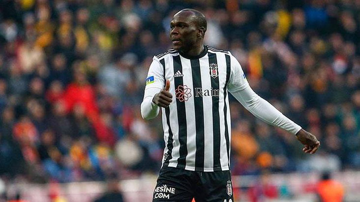 Maç sonu pişman oldu! Aboubakar, Fenerbahçe taraftarından özür diledi