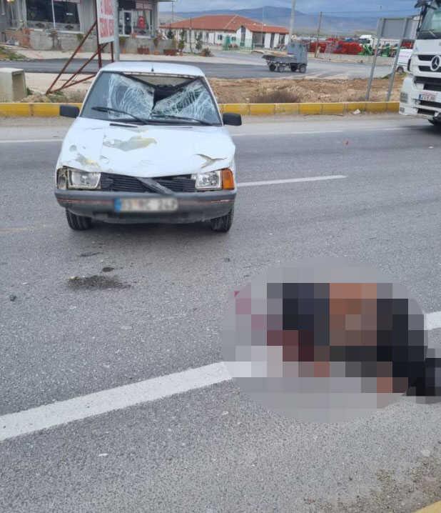 Babanın öldüğü, oğlunun ise ağır yaralandığı kaza anı güvenlik kamerasında