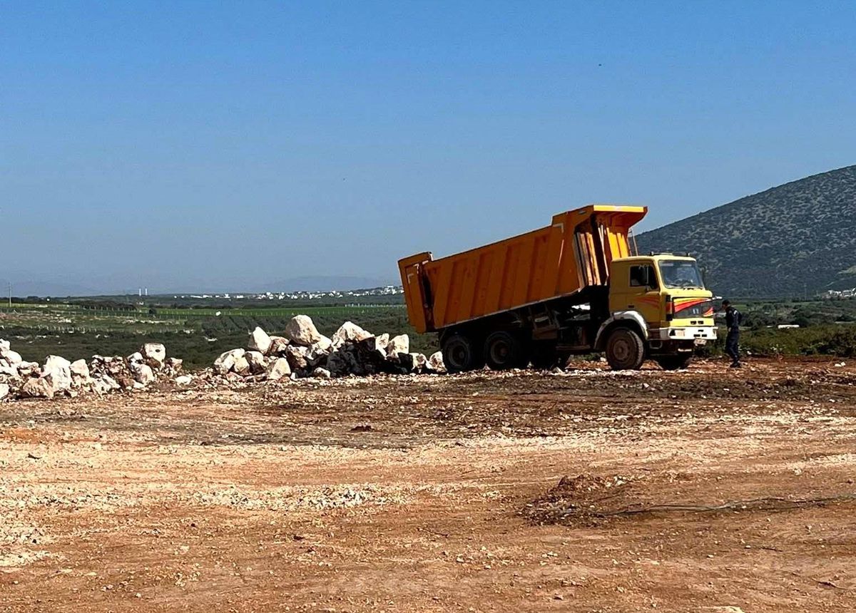 Didim\'de vadiye moloz dökerken yakalandılar