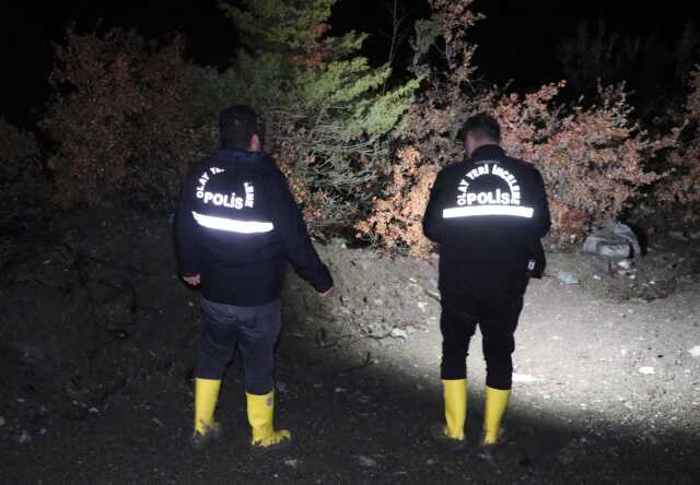 Eski eş cinayeti sanığı: Boğazını iple sıktım, 5 dakika ölmesini bekledim Eski eş cinayeti sanığı: Boğazını iple sıktım, 5 dakika ölmesini bekledim