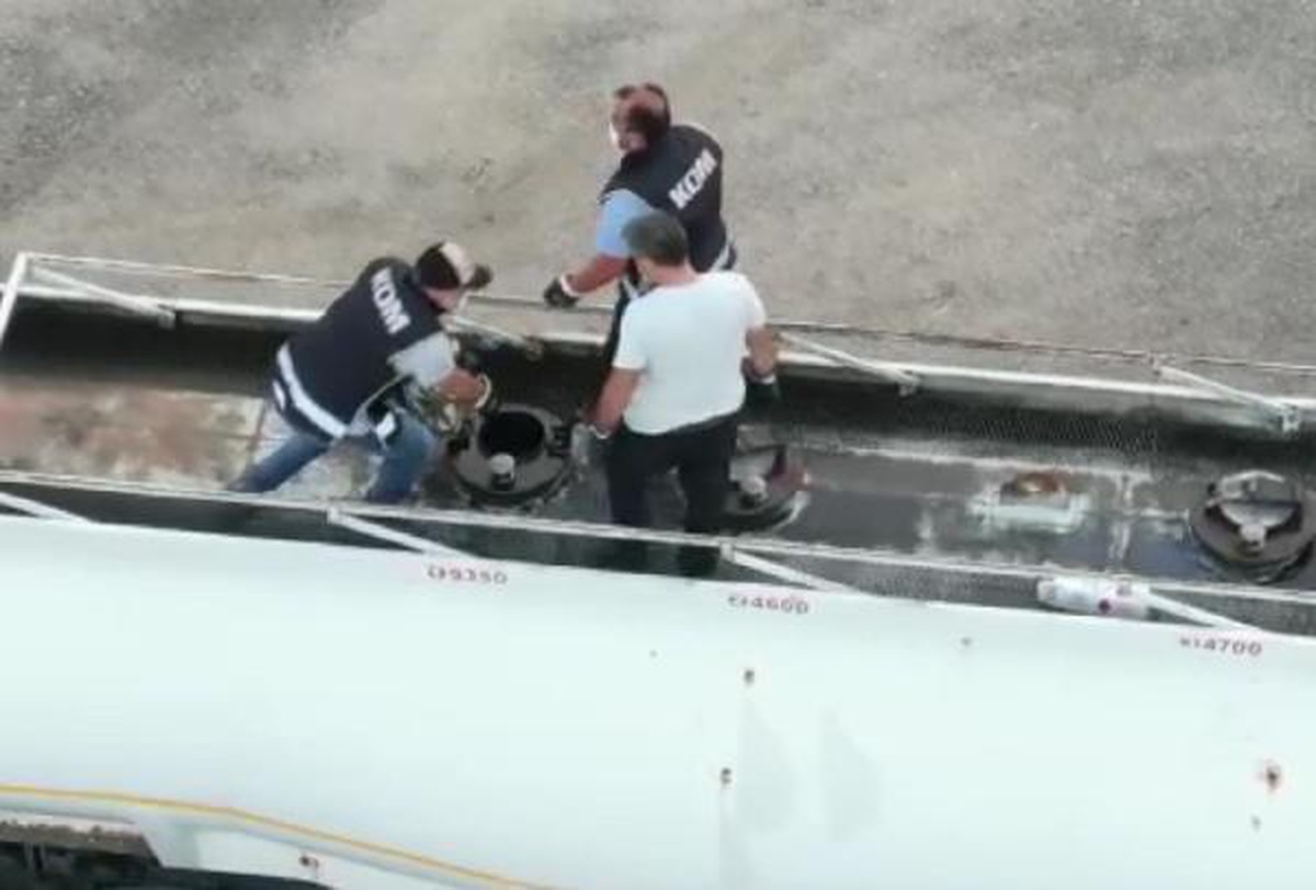 Eskişehir\'de 19 ton kaçak akaryakıt ele geçirildi
