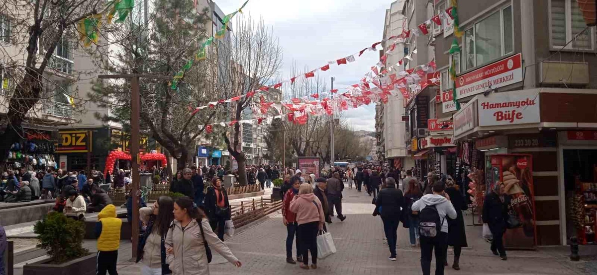 Eskişehir\'de Ramazan alışverişi yoğunluğu sürüyor