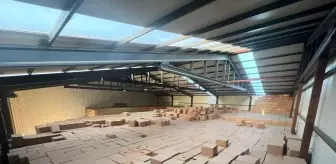 İzmir polisinden tarihi operasyon: 672 milyon 490 bin kaçak makaron ele geçirildi