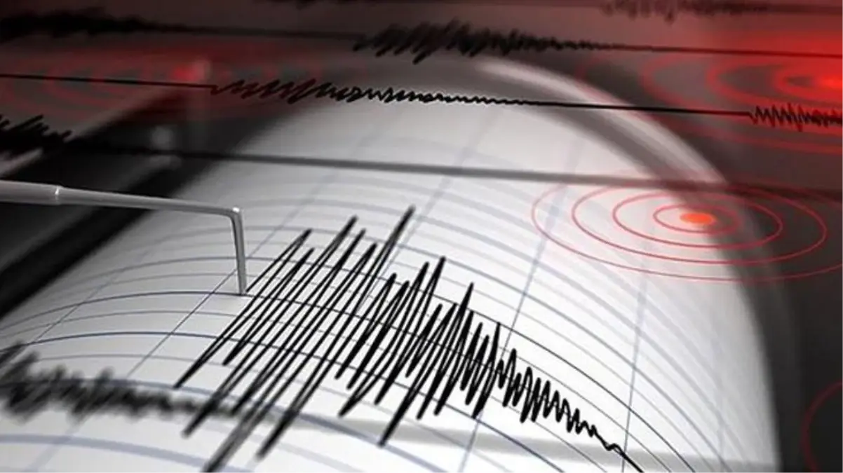 Rusya\'da korkutan deprem! 6.9 büyüklüğündeki sarsıntı halkı sokaklara döktü, yapılarda büyük hasar meydana geldi