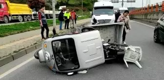 Servis aracının çarptığı moped yan yattı: 1 yaralı