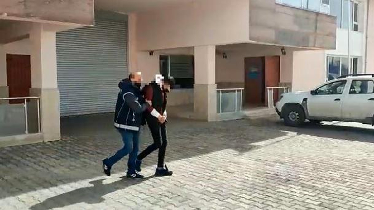 Van\'da göçmen kaçakçısı 4 organizatör tutuklandı