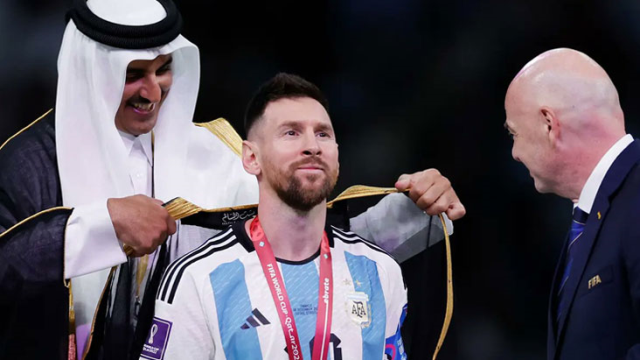 Dünya basınını çalkalanıyor! Messi'ye futbol tarihinin en yüksek teklifi resmen yapıldı