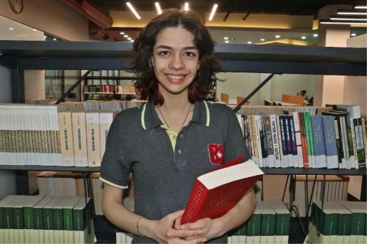 Dünyanın en parlak 100 öğrencisinden biri oldu! Gül Karen Aça, Harvard ve Stanford da dahil olmak üzere 9 üniversiteden kabul aldı