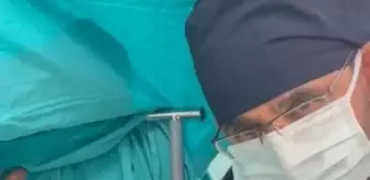 Bilinci açık hastaya beyin tümörü ameliyatı yapıldı