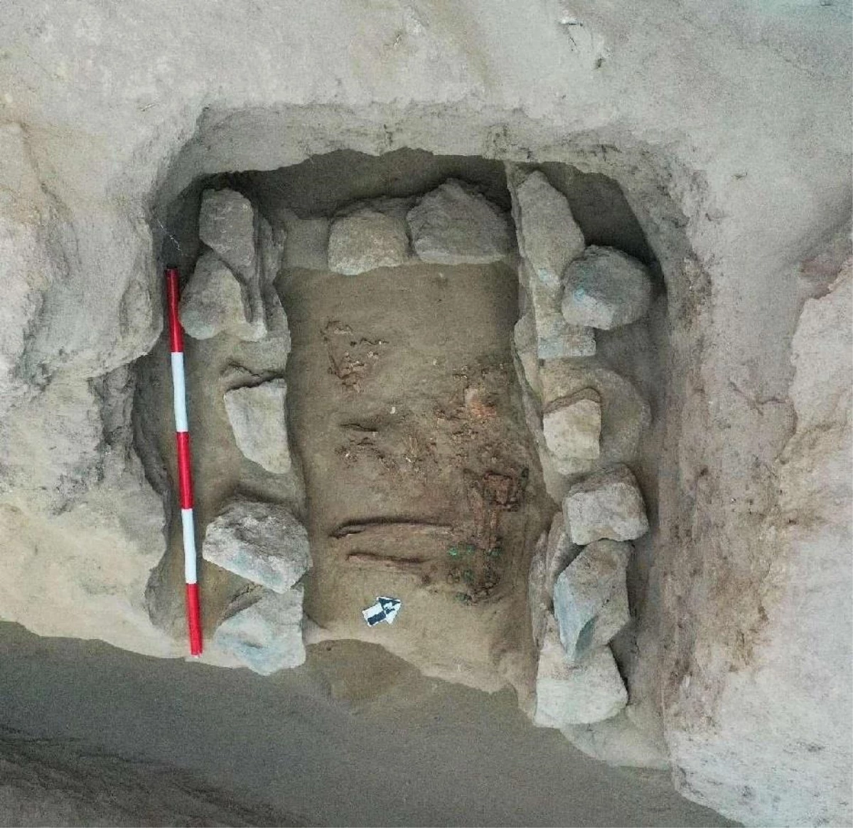 Tibet\'teki Mağarada 3000 Yıllık Mezarlık Bulundu