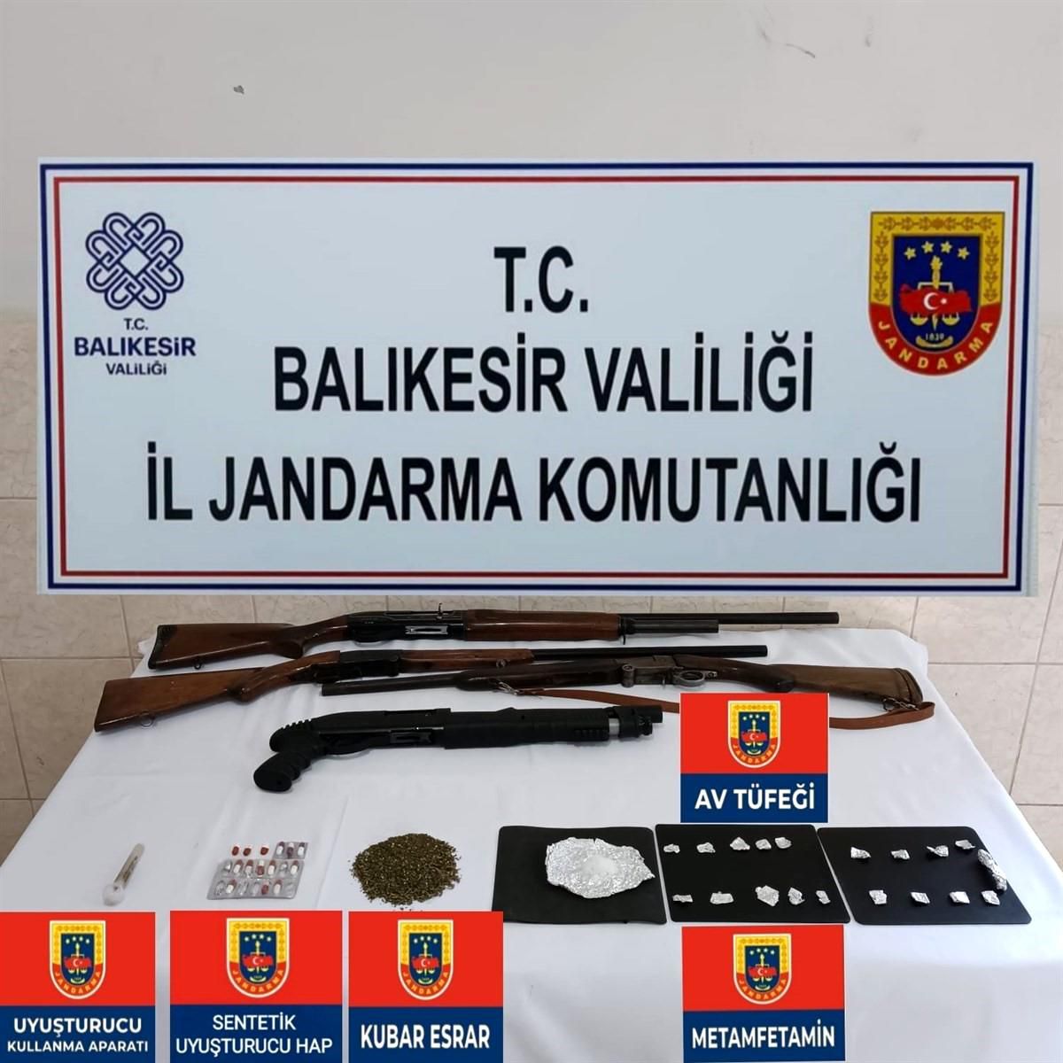 Balıkesir İl Jandarma\'dan uyuşturucu operasyonu