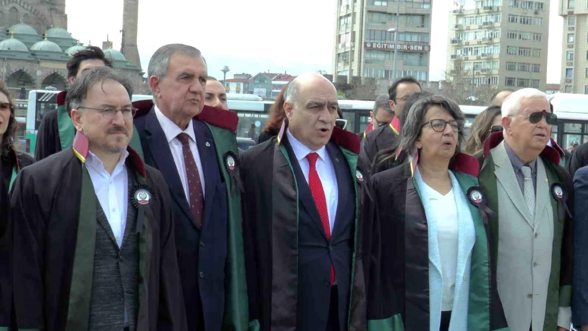 Baro Başkanı Köse: "Hukuksuz bir toplum ve devlet yaşayamaz"