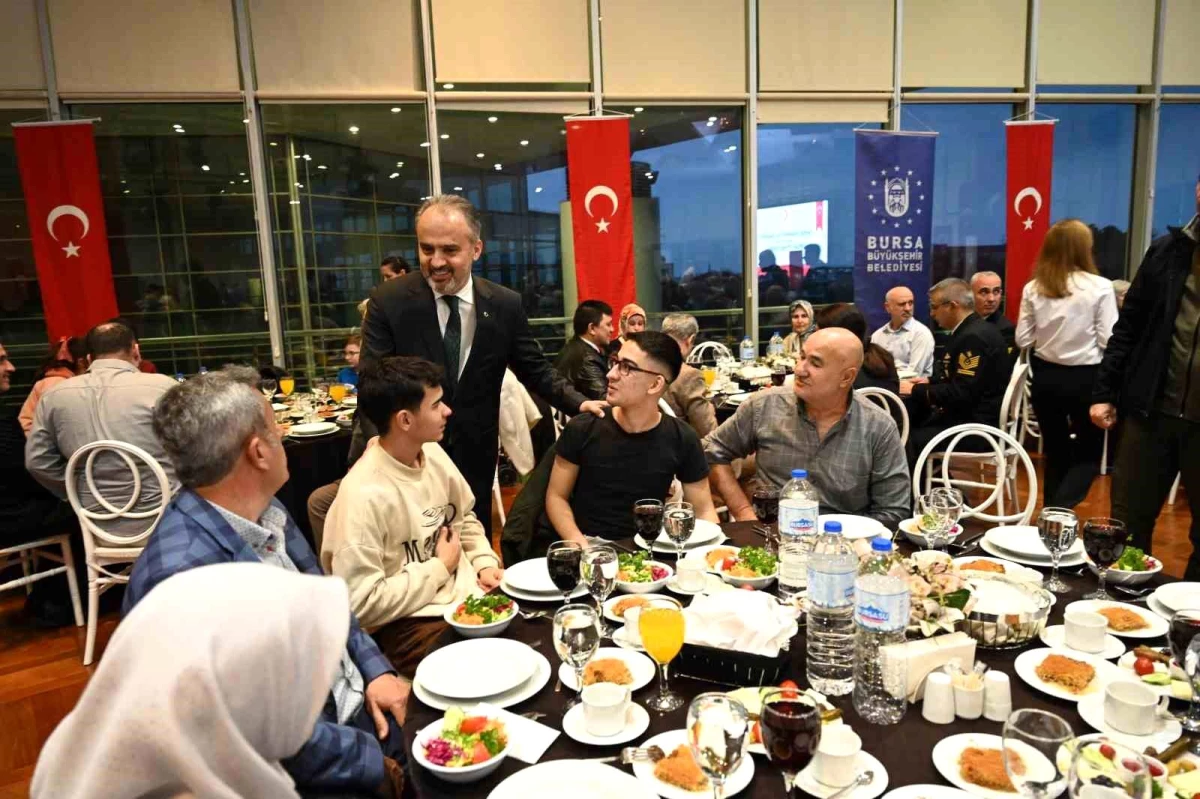 Başkan Aktaş, şehit aileleri ve gazilerle iftar sofrasında buluştu