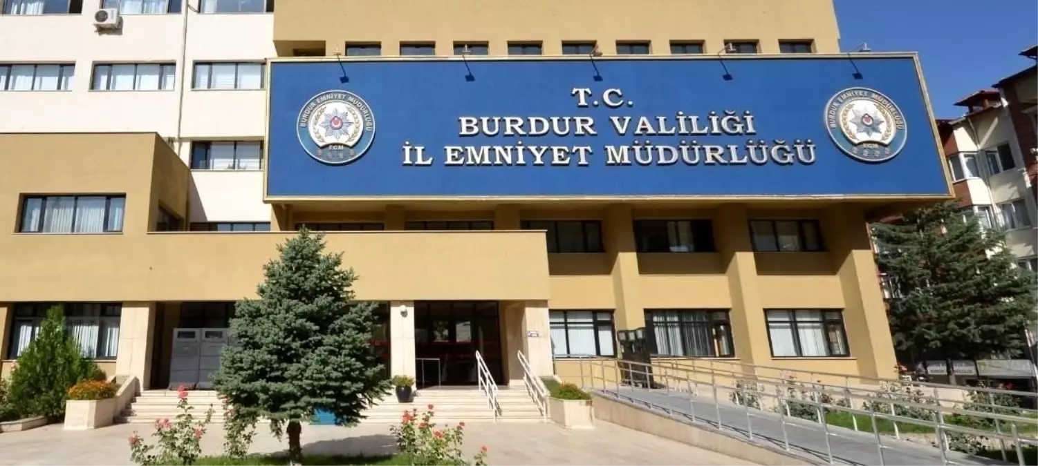 Burdur\'da narkotik operasyonu: 3 tutuklama