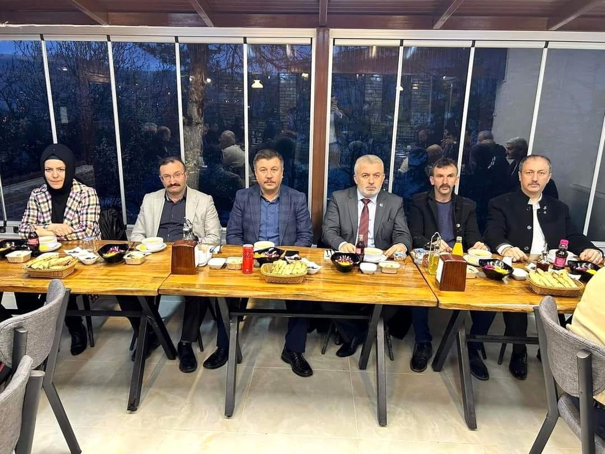 Emet AK Parti\'den birlik, beraberlik iftarı