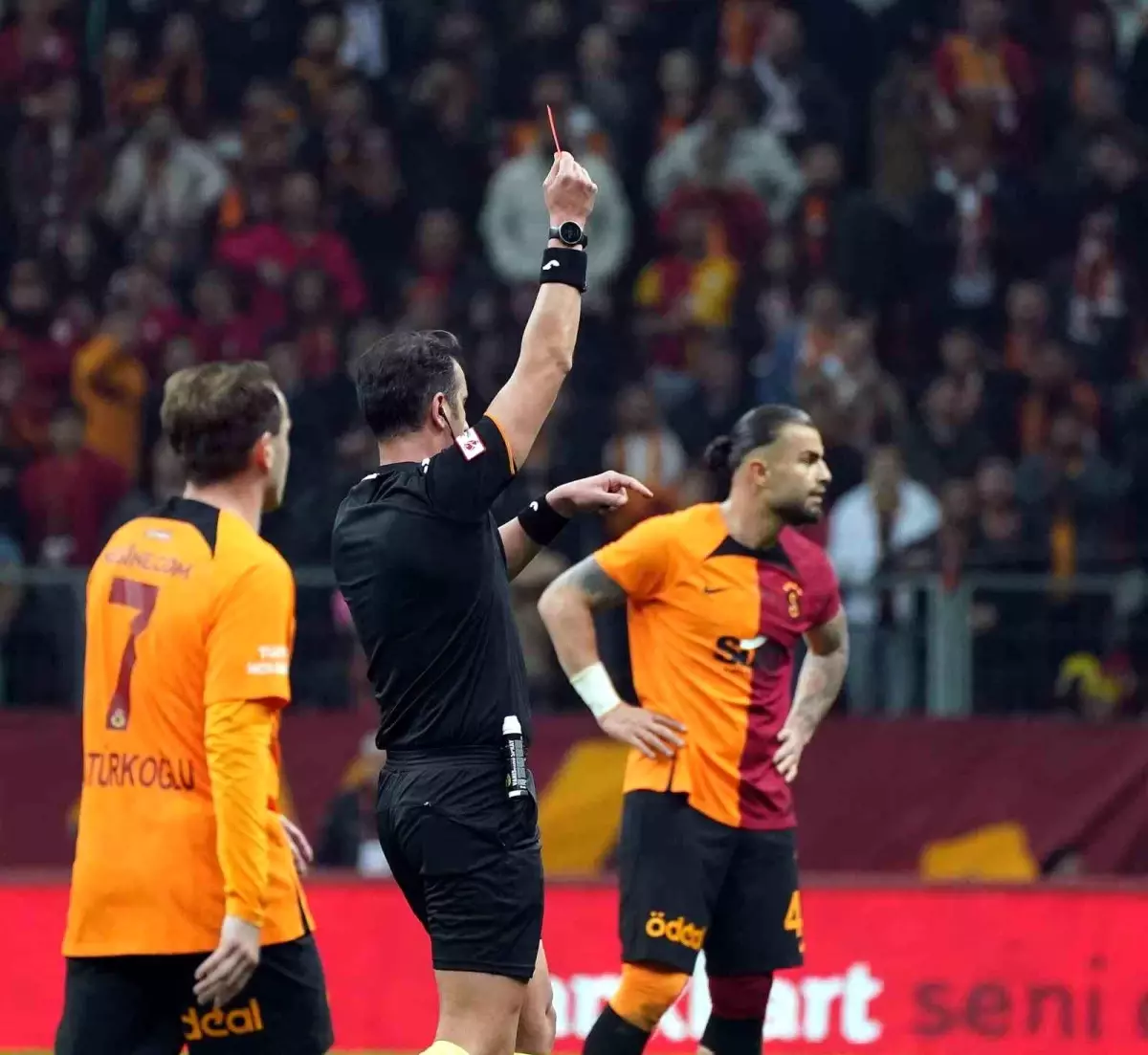 Kupada Galatasaray\'ı eleyen Başakşehir, yarı finalde MKE Ankaragücü\'nün rakibi oldu