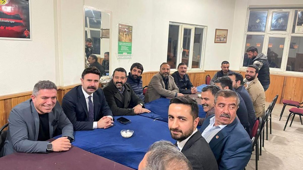 Eskişehir\'deki Ağrılılar iftarda buluştu