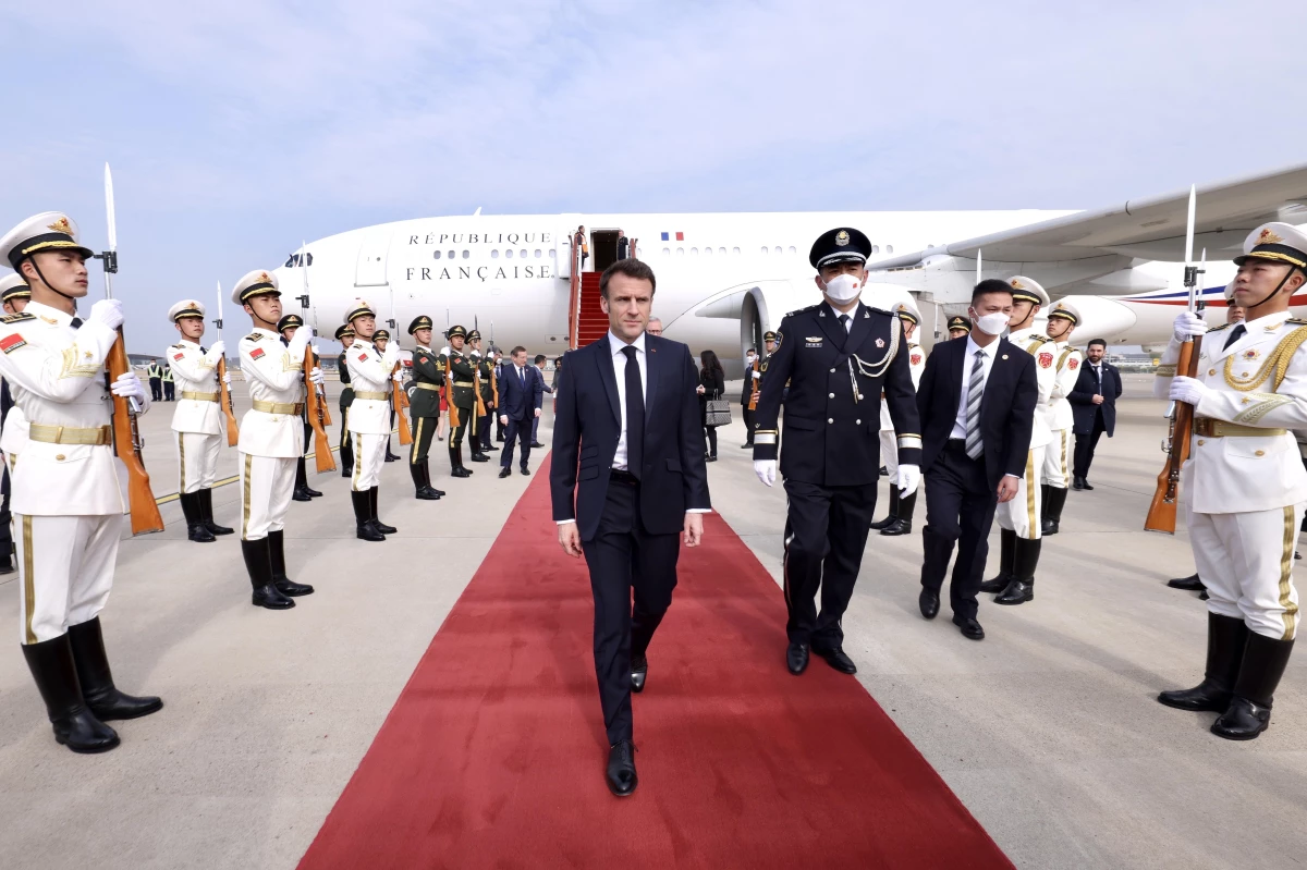 Fransa Cumhurbaşkanı Macron Resmi Ziyaret İçin Çin\'de