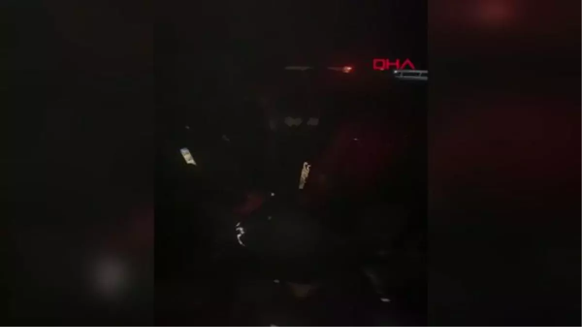 KULU\'DA TIR DEVRİLDİ; SIKIŞAN SÜRÜCÜ KURTARILDI