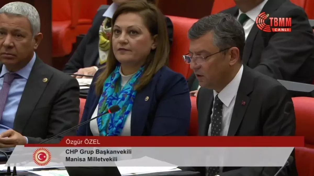 Özgür Özel: Staj Mağdurlarını Duymadan, Eyt\'deki Adaletsizliği Görmeden, İntibak Çıkarıp Eşitsizliği Çözmeden Bu Meclis\'in Seçime Gitmesi Doğru...