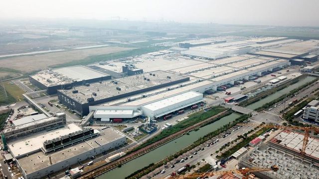 Tesla'nın Shanghai Giga Fabrikasından Yapılan Teslimatlar Mart'ta Yüzde 35 Arttı
