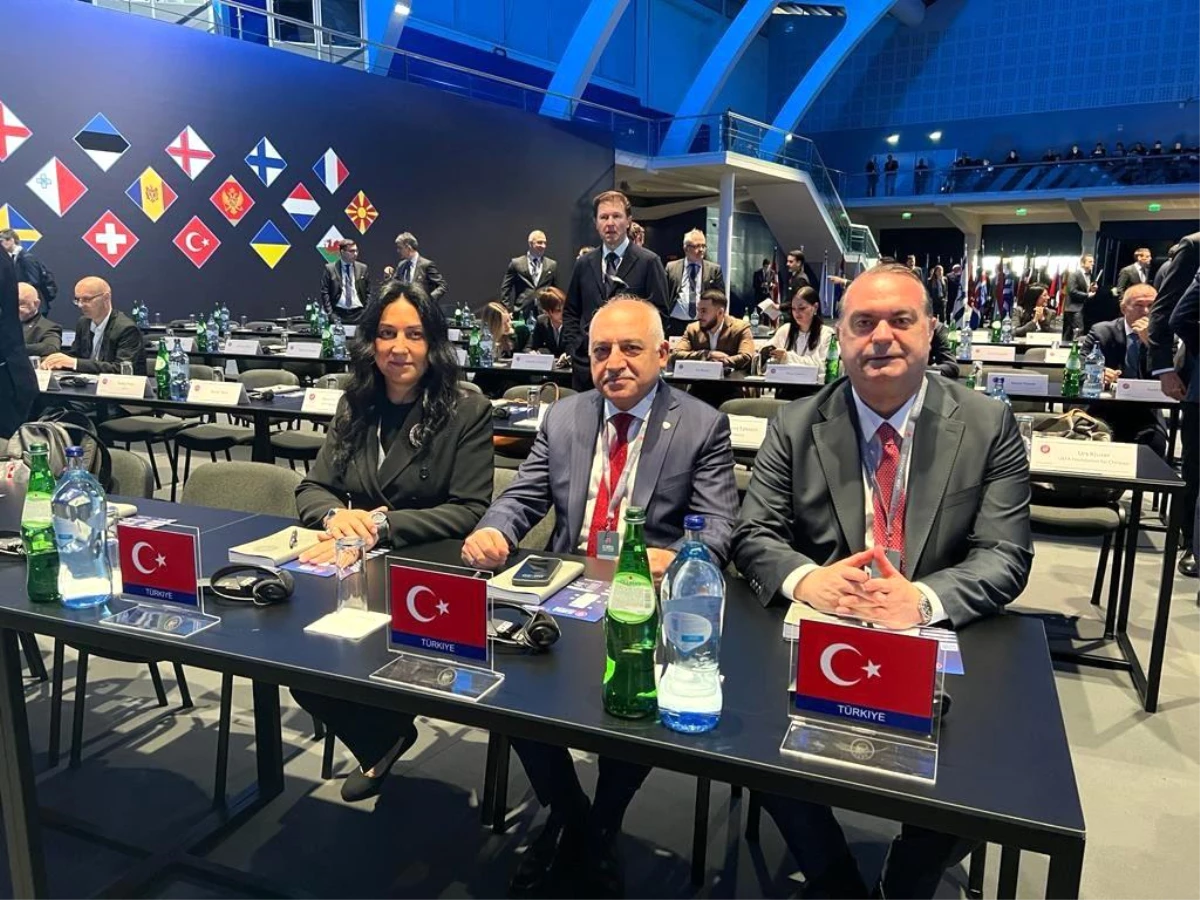 TFF Başkanı Mehmet Büyükekşi, 47. UEFA Kongresi\'ne katıldı
