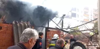 Odunlukta çıkan yangın maddi hasara neden oldu