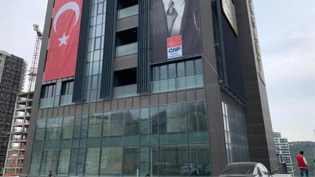 CHP İstanbul İl Başkanlığı binasının yakınlarında silah sesleri duyuldu