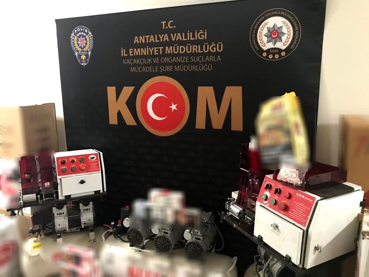 Konyaaltı\'nda kaçak tütün ve sigara operasyonu