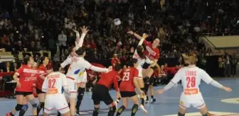 A Milli Kadın Hentbol Takımı, Sırbistan'a 33-24 mağlup oldu