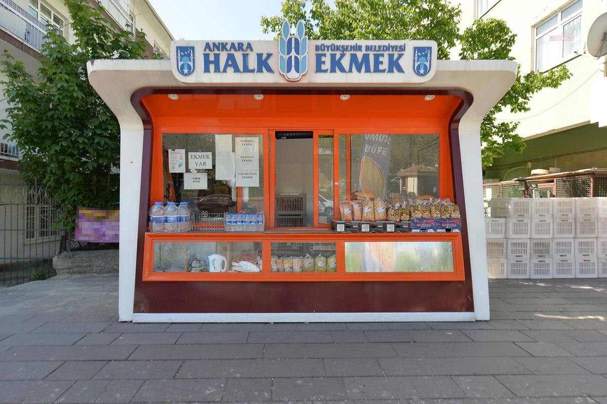 Başkentte yeni 13 Halk Ekmek büfesi sahibini buldu