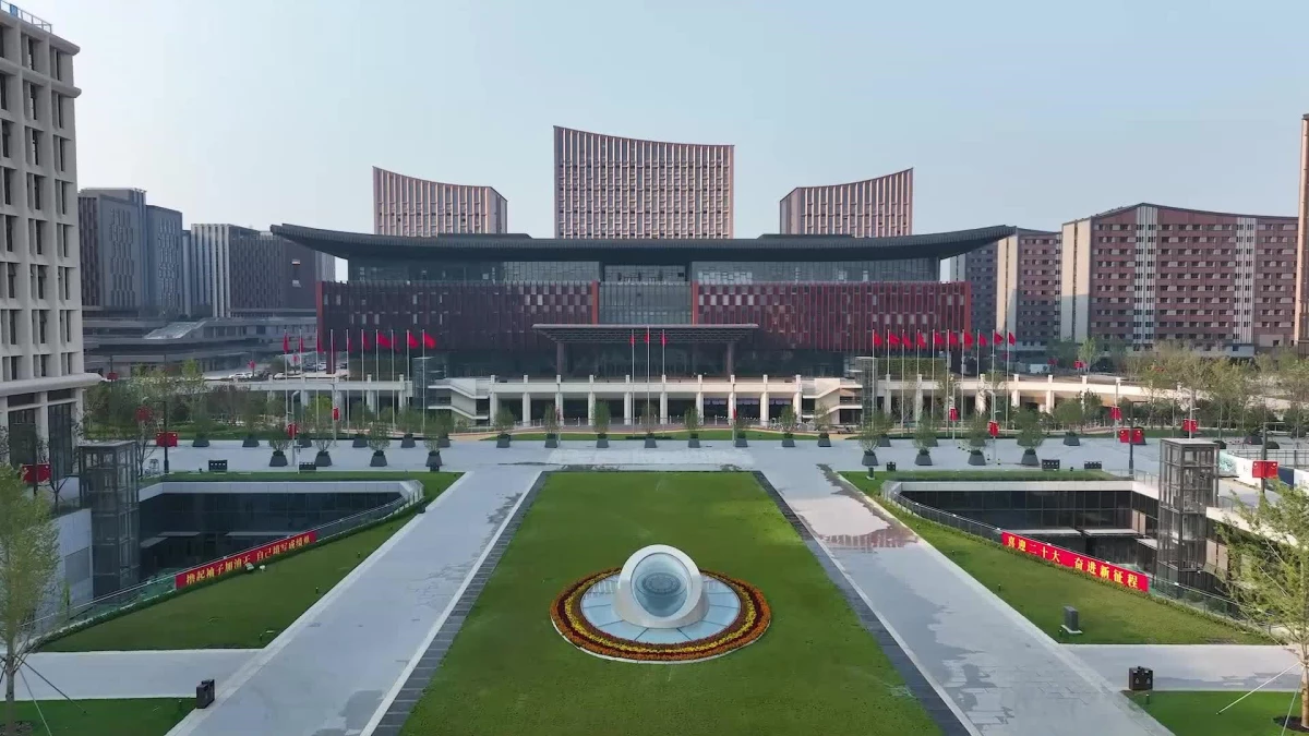 Çin\'in Xiong\'an Kenti İş Hizmet Merkezi\'nde En Güncel Teknolojileri Kullanıyor