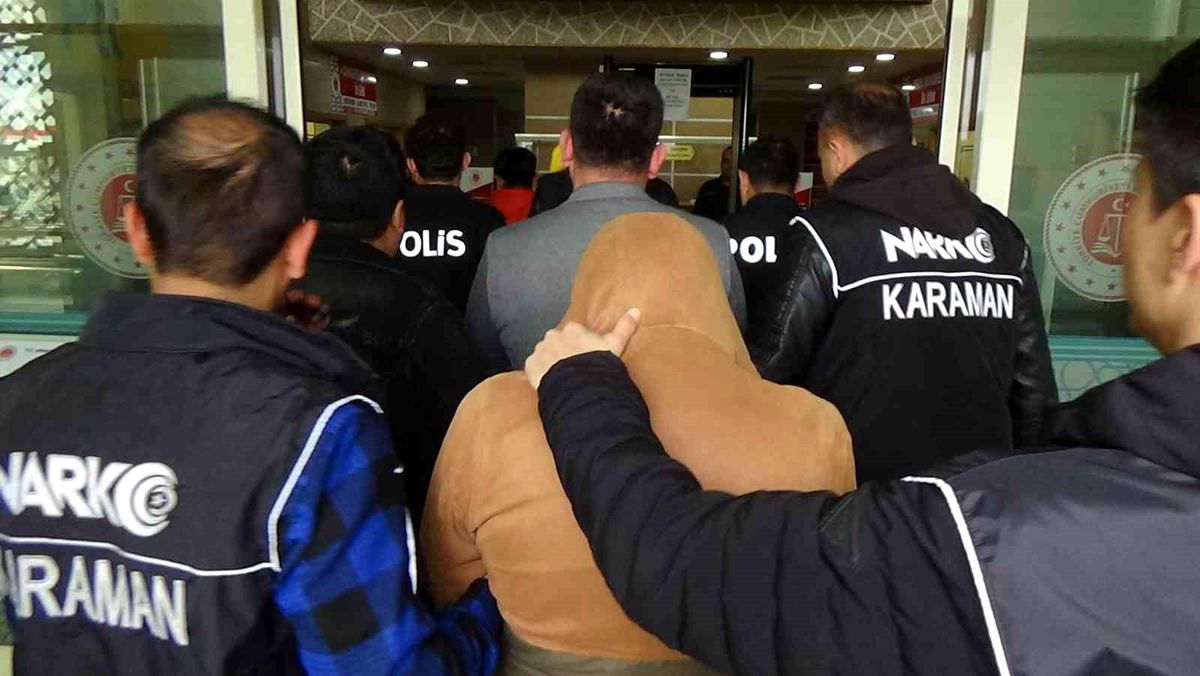 Karaman\'da uyuşturucu operasyonunda 4 gözaltı