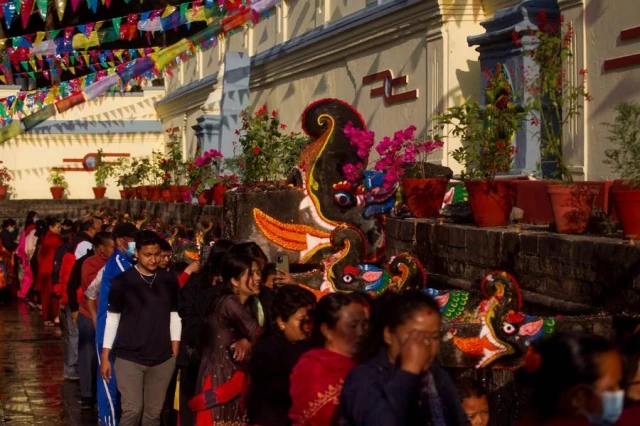 Nepal'de Kutlanan Baishak Asnan Festivali'nden Renkli Görüntüler