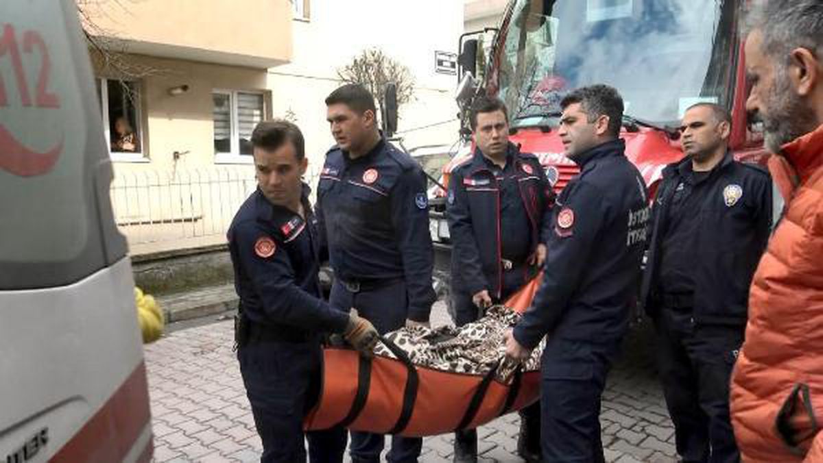AVCILAR\'DA EVİNDE DÜŞEN KADINI GÜNLER SONRA İTFAİYE KURTARDI