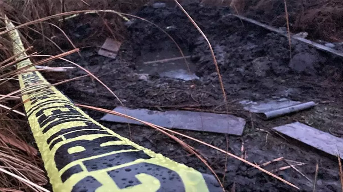 Bahçesine giren köpekleri tüfekle korkutmak isteyen adam, karısını öldürdü