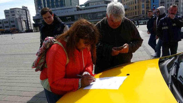Dolmabahçe'den Taksim'e 385 lira isteyen taksiciye ceza yağdı Dolmabahçe'den Taksim'e 385 lira isteyen taksiciye ceza yağdı