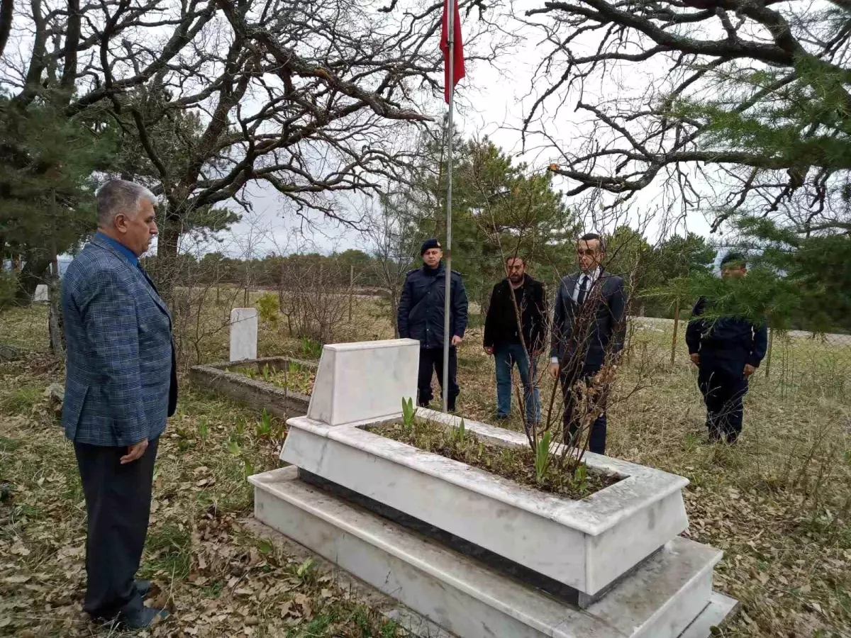 Domaniç\'te şehit Jandarma Er Efrayim Yıldırım dualarla anıldı