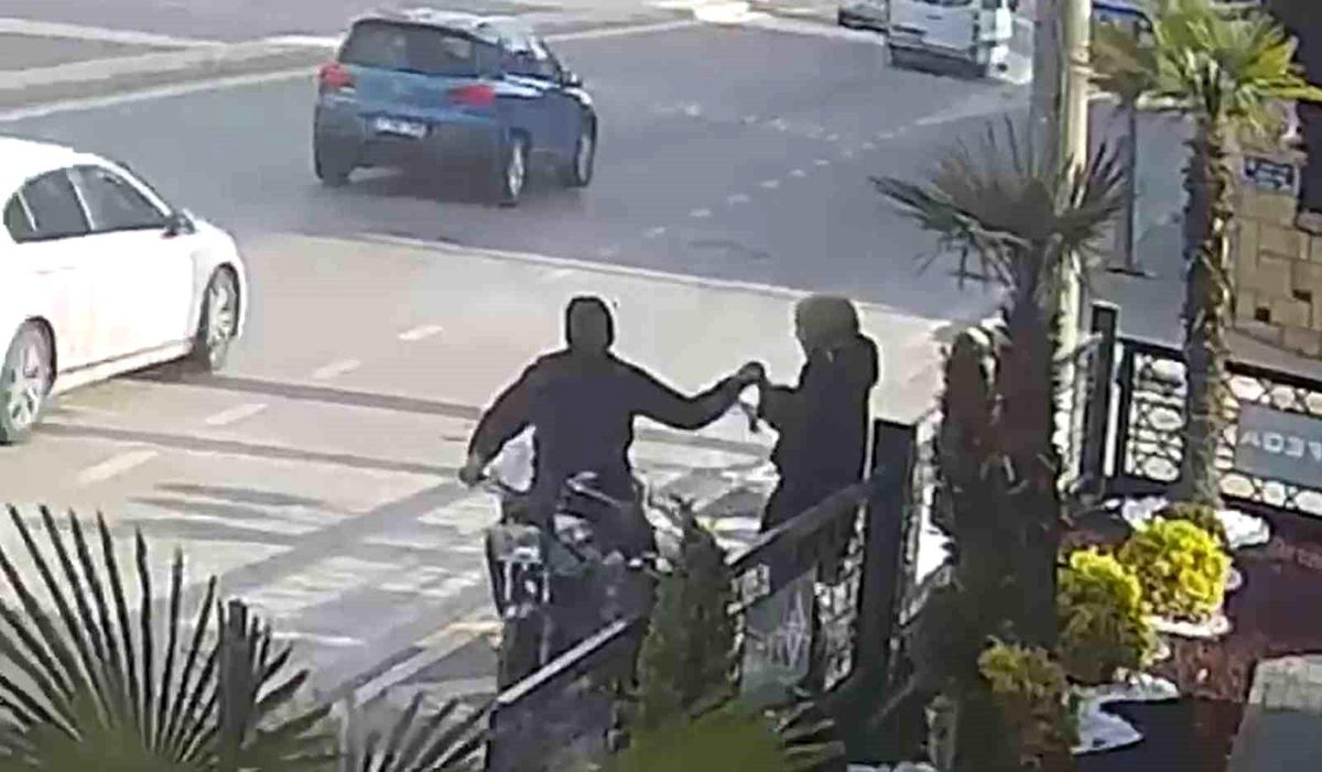 Gaziantep'te kapkaç olayı kameralara yansıdı