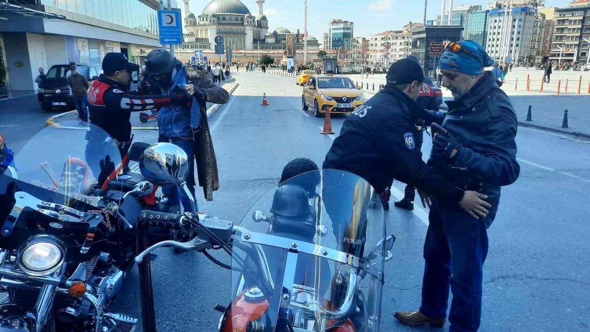 İstanbul\'da helikopter destekli huzur uygulaması