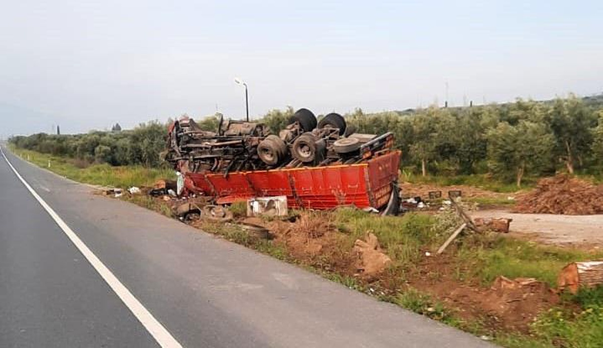 Kuyucak\'ta trafik kazası: 1 yaralı